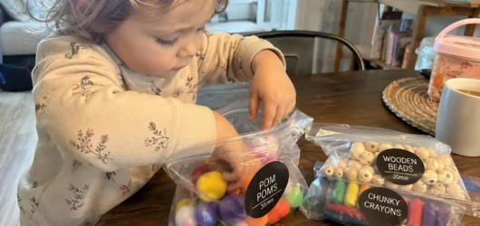 12 Easy Busy Bags for Toddlers (Travel-Ready Fun)