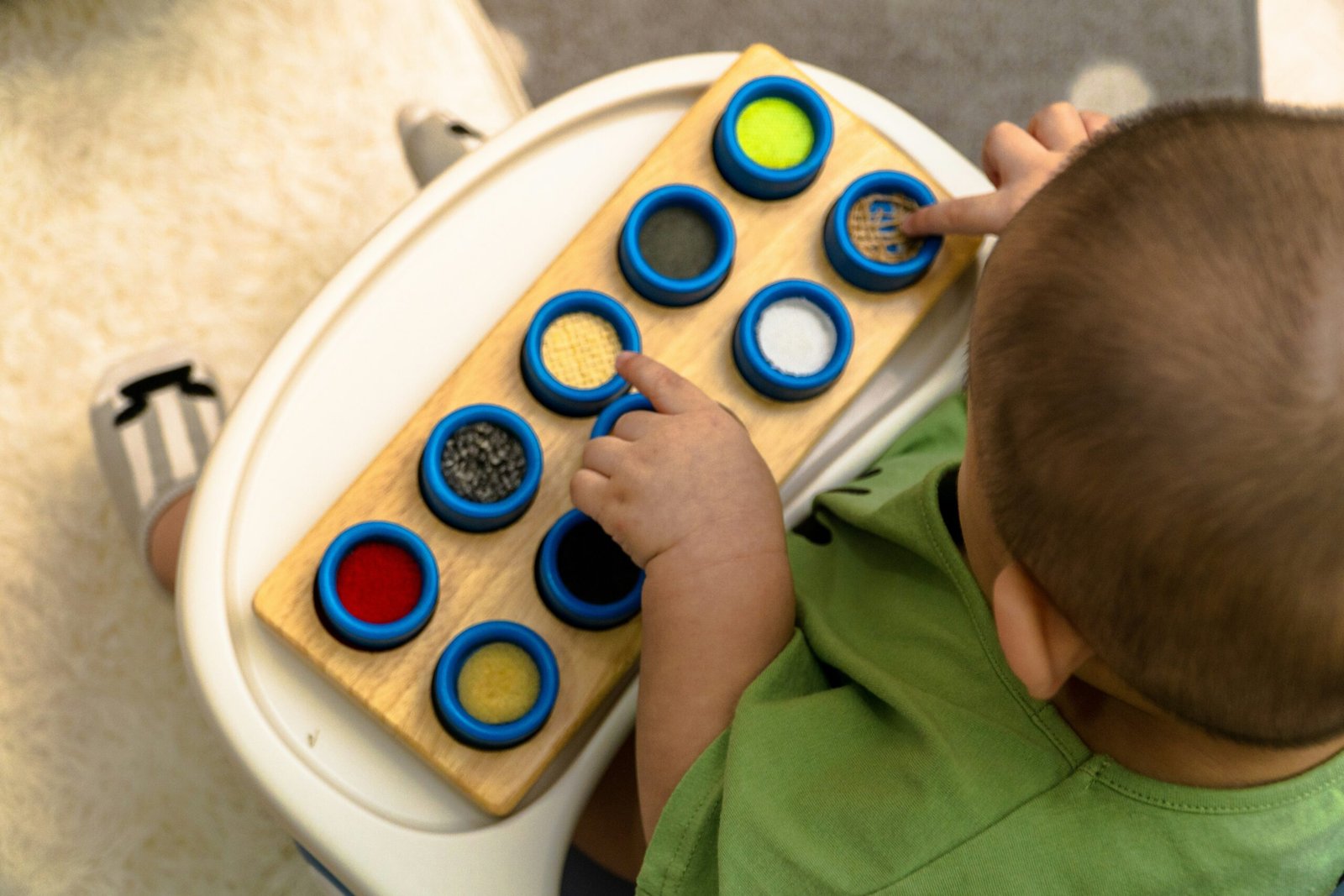 Sensory Activities for Toddlers: Easy At-Home Ideas They’ll Actually Love